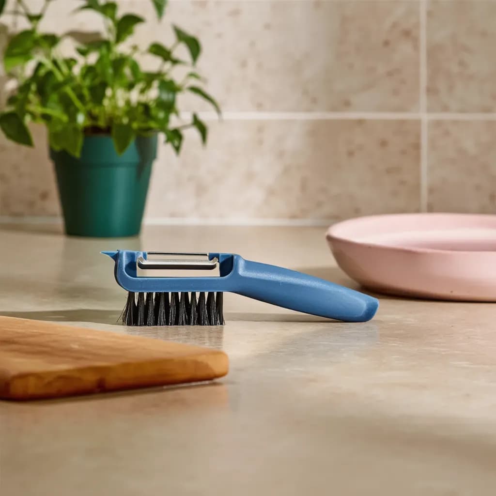 Silicone Vegetable Peeler with Brush - Blue