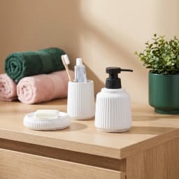White Ceramic Ribbed Bathroom Set - 3 Pieces - view 1