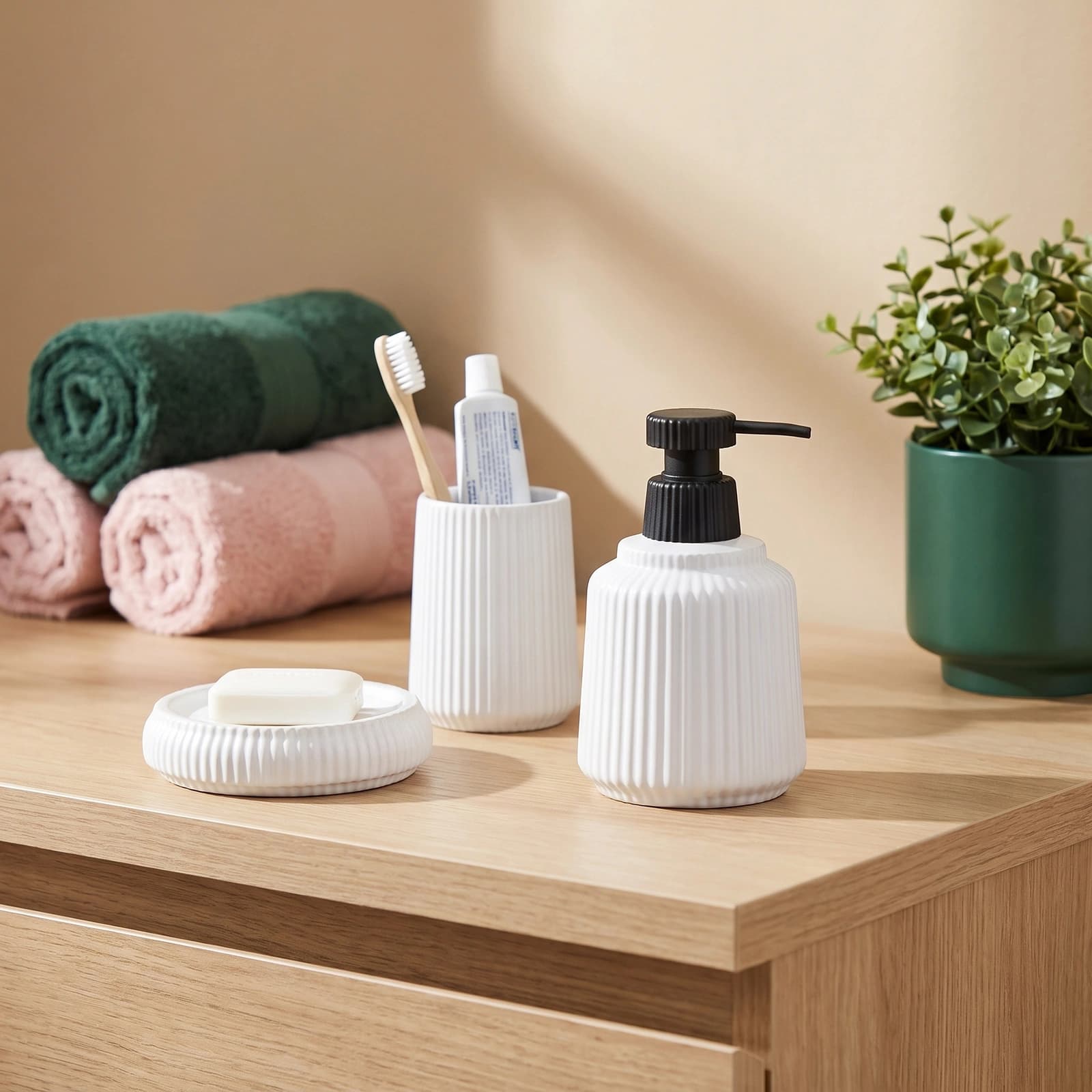 White Ceramic Ribbed Bathroom Set - 3 Pieces