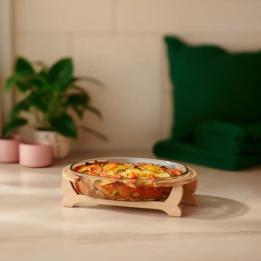 Pyrex Oval Baking Dish with Wooden Stand